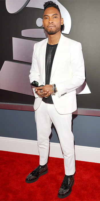 021013-grammys-miguel-350 new comer white blazer and pants